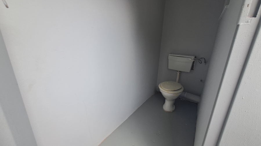 5 Bedroom Property for Sale in Universitas Ridge Free State